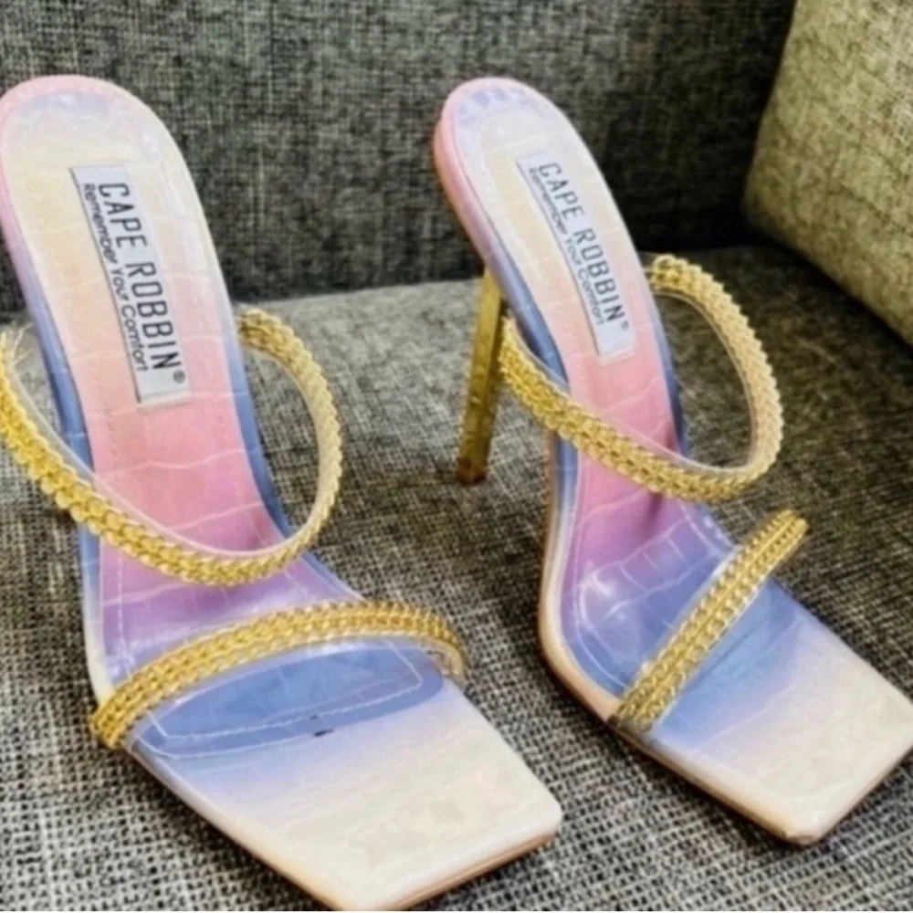 Cape Robbin Enya Ombré Chain Vegan Leather Heels 6.5